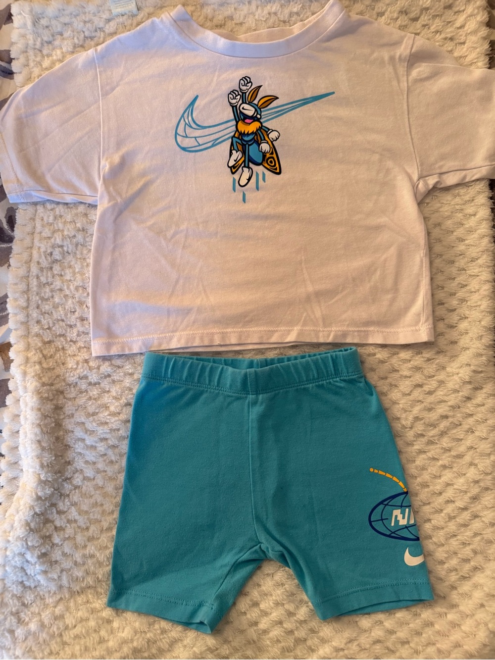 Nike White and Turquoise Kids Two-Piece Matching Set